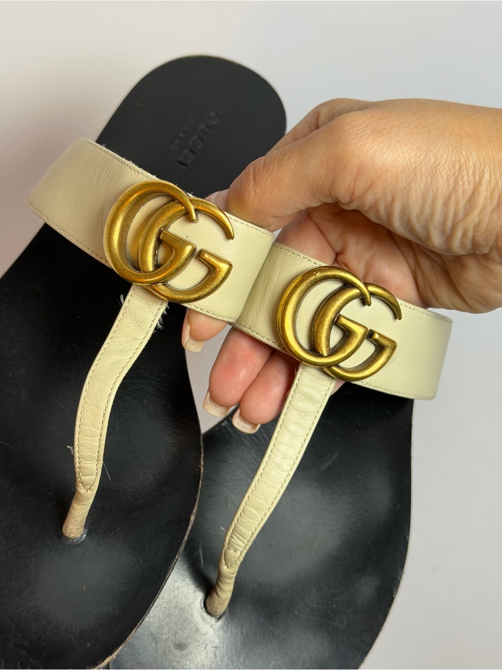 Gucci Marmont GG Logo Light Beige Thong Sandals Size 37 - Picture 4 of 13